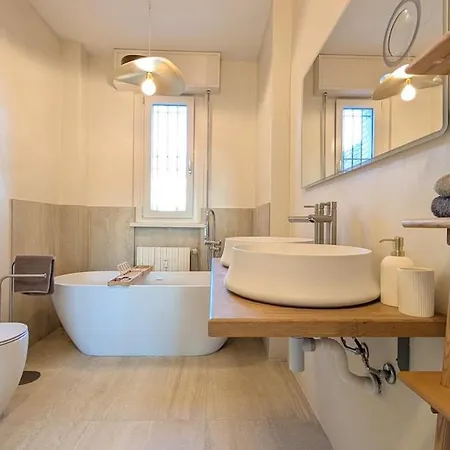 Cloud9 - Terrace And Ac Apartment *
