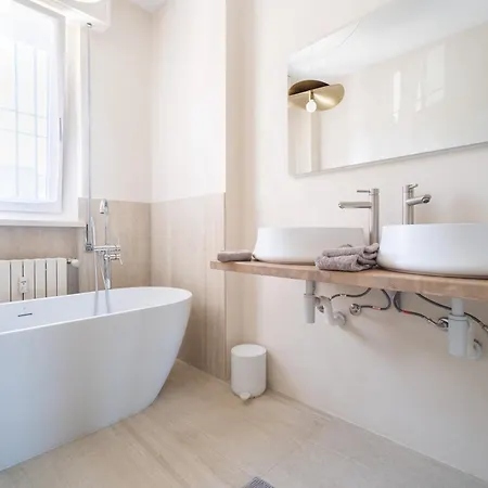 Cloud9 Large Terrace - Meliora Appartement *